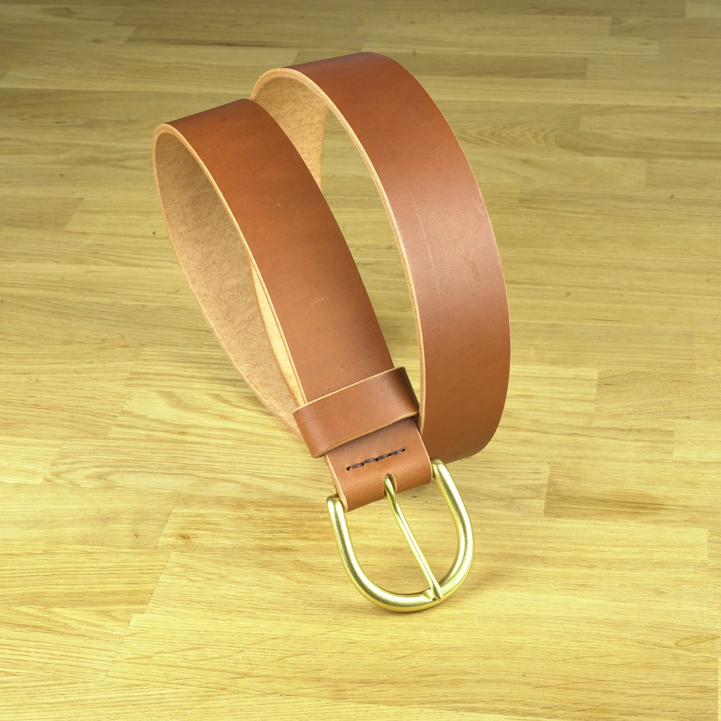 Deutscher Premium Veg Tan Gürtel Cognac – Handgefertigt, massives Messing, 3,8 cm, 5 Jahre Garantie