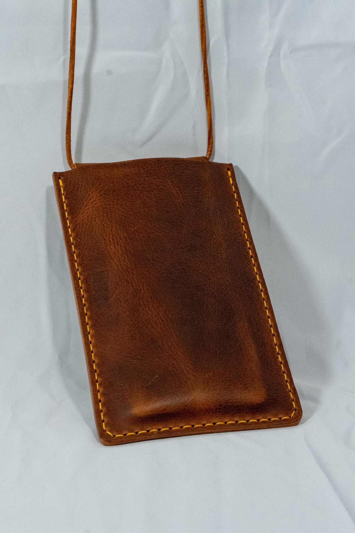 Leder Handytasche Mini Crossbody Bag Umhängetasche aus hochwertigem Leder Smartphonetasche iPhone Etui 100% Handmade