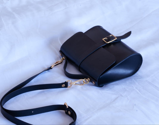 Handgenähte Ledertasche Leder Crossbody Bag Leder Schultertasche Leder Umhängetasche Tasche komplett Handmade