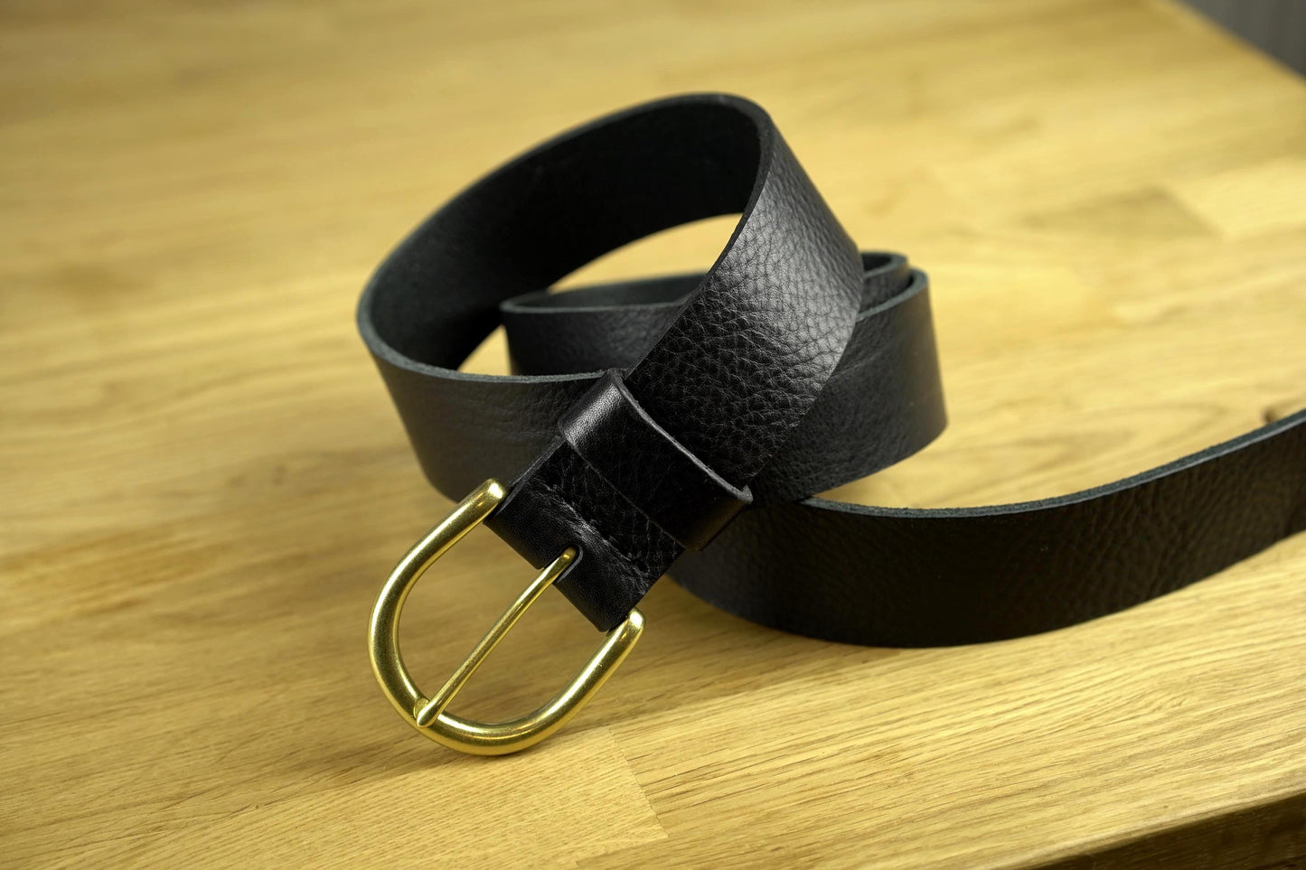 leather belt Handmade vegetable tanned Italian leather Polished Brass Buckle