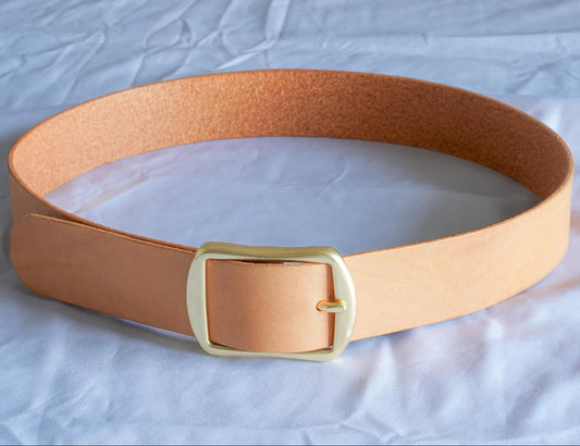 leather belt Handmade vegetable tanned Italian leather Polished Brass Buckle