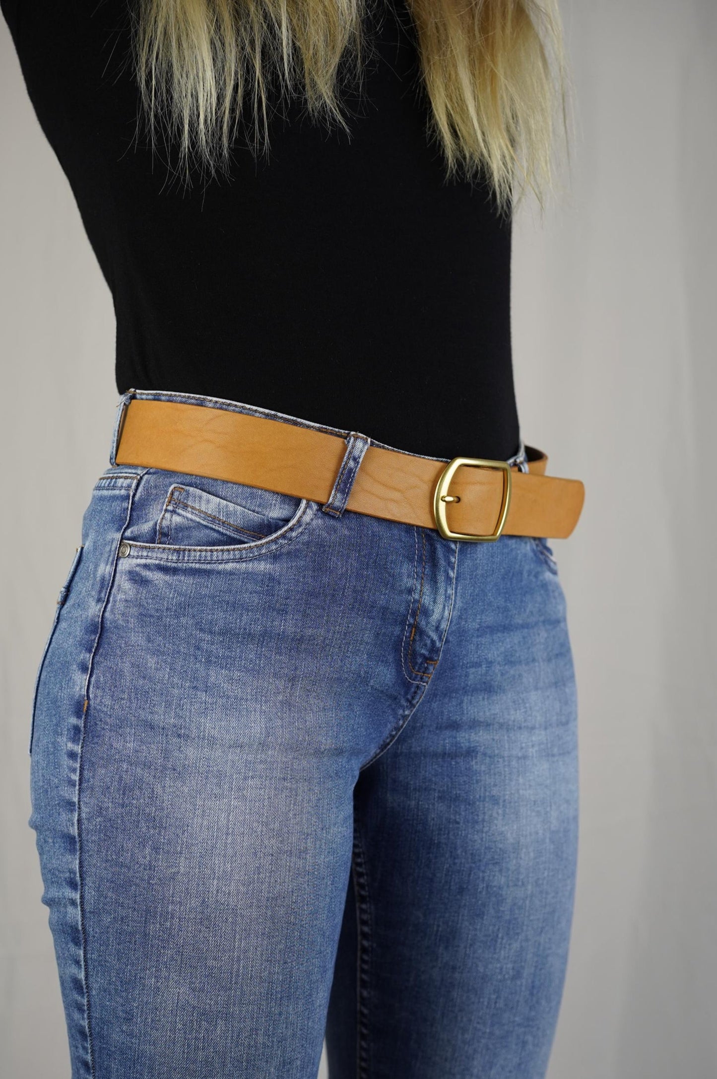 leather belt Handmade vegetable tanned Italian leather Polished Brass Buckle