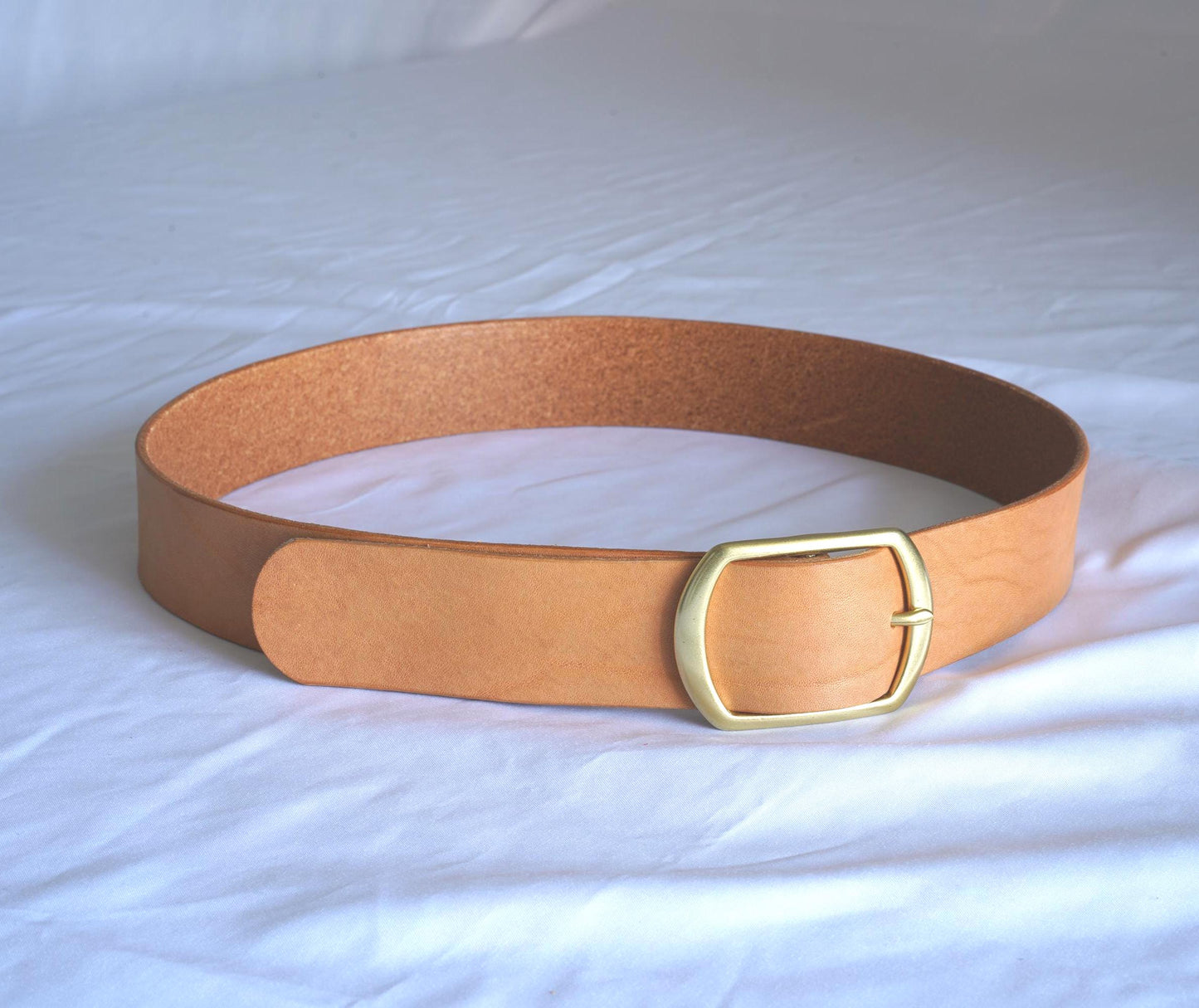 leather belt Handmade vegetable tanned Italian leather Polished Brass Buckle