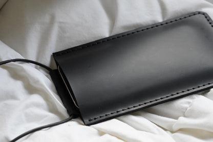 Lederhandytasche Handyhülle aus Leder Smartphone Ledertasche. Mini crossbodybag aus Leder