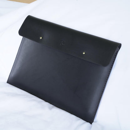 MacBook sleeve | leather MacBook sleeve | MacBook sleeve | minimalist MacBook sleeve | 13", 14", 15", 16" | black