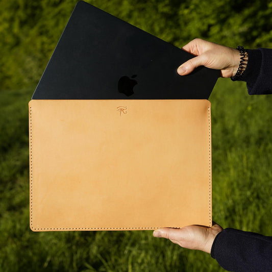MacBook sleeve | leather MacBook sleeve | MacBook sleeve | minimalist MacBook sleeve | 13", 14", 15", 16" |