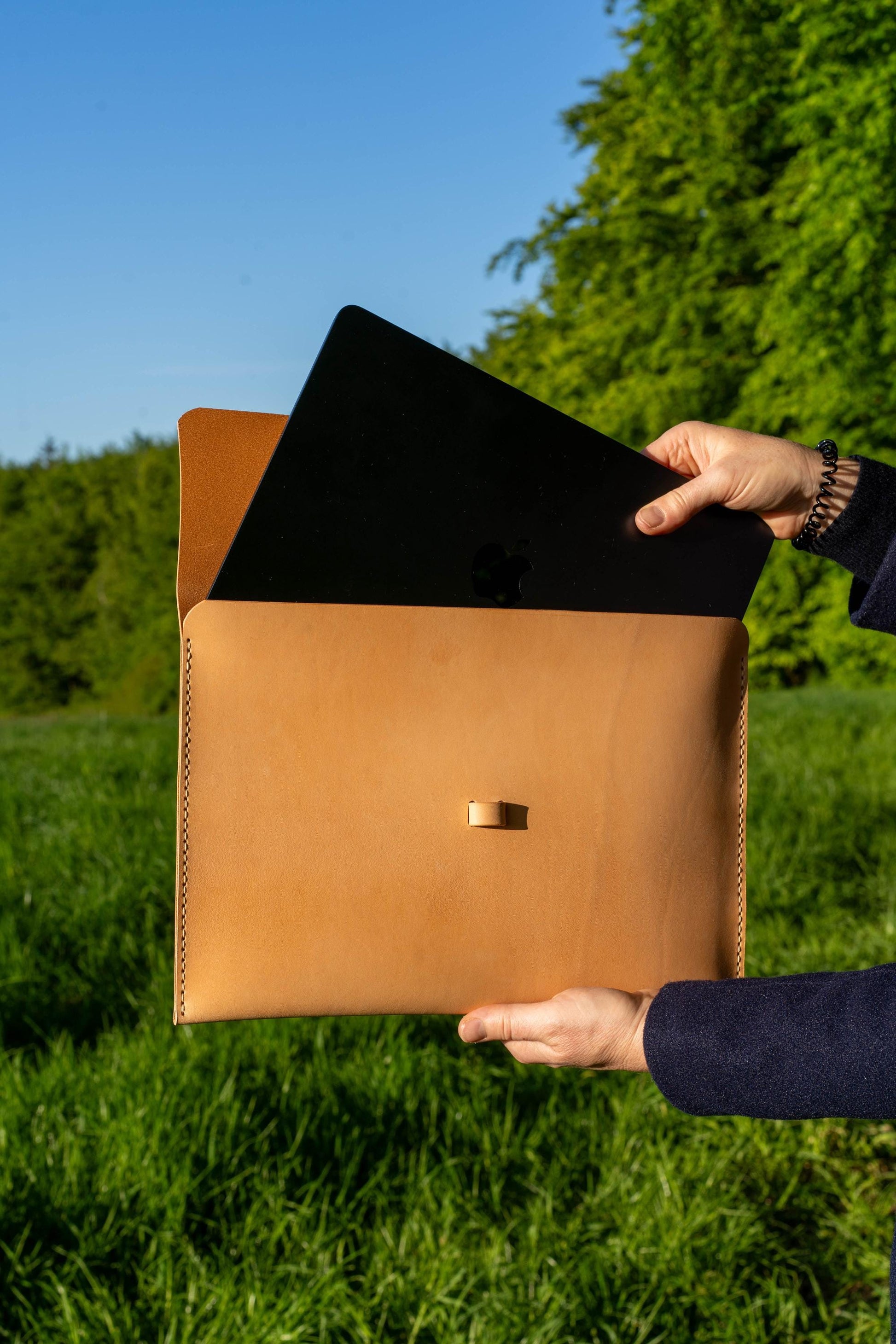 MacBook Lederhülle Notebook Hülle mit Klappe Laptop Sleeve minimalistische MacBook Hülle | 13", 14", 15", 16" Natural