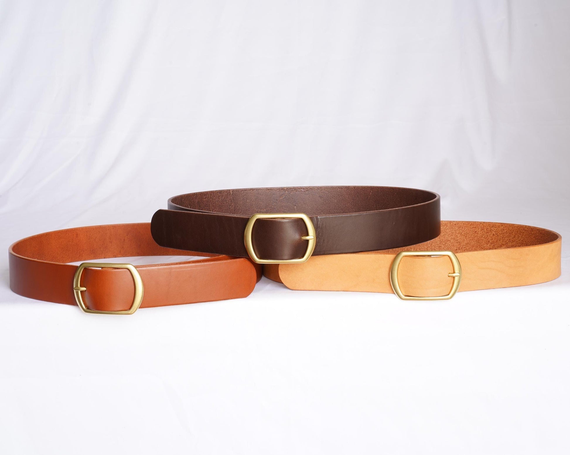 leather belt Handmade vegetable tanned Italian leather Polished Brass Buckle