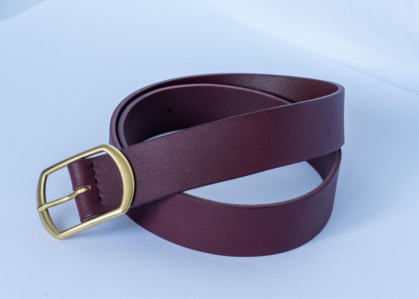 custom-made leather belt from vegetable-tanned Tuscan leather | Handcrafted Women belt | Made in Germany | Leather of Italian quality