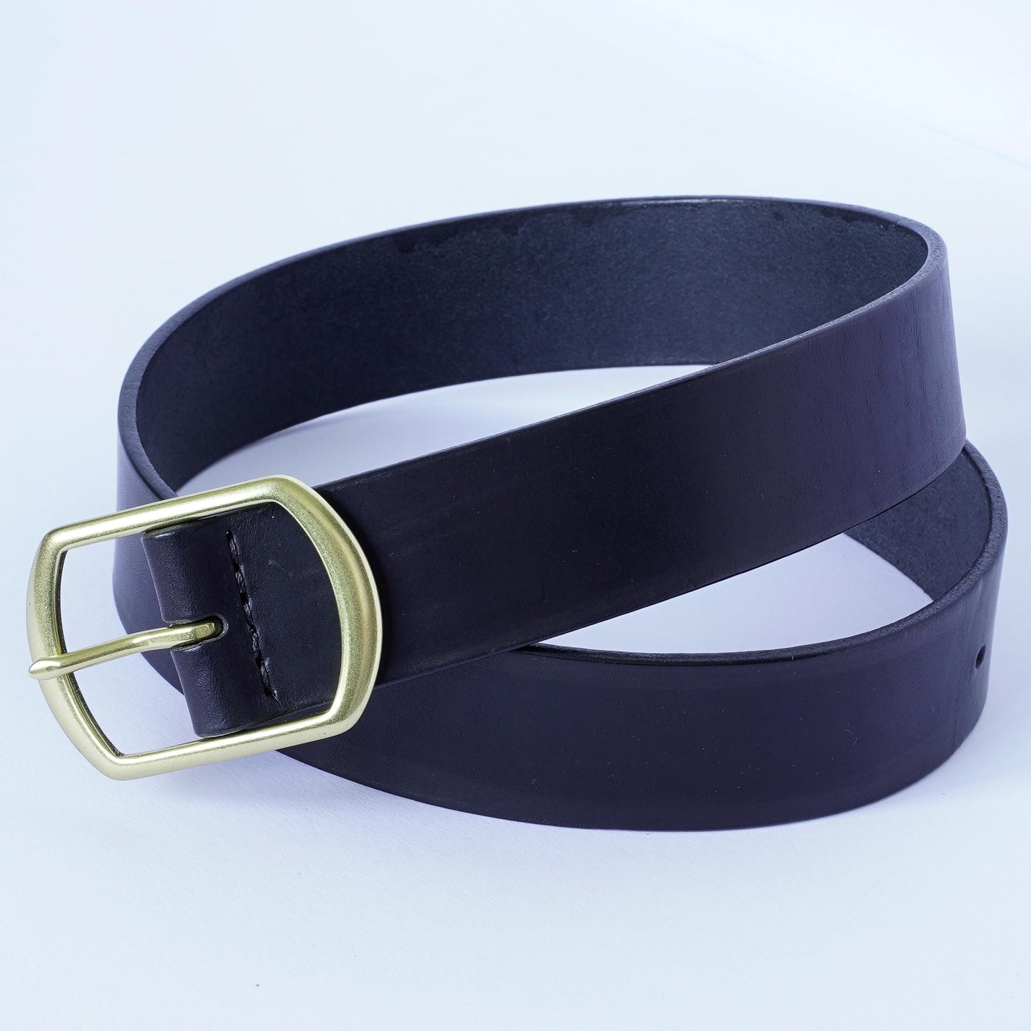 custom-made leather belt from vegetable-tanned Tuscan leather | Handcrafted Women belt | Made in Germany | Leather of Italian quality