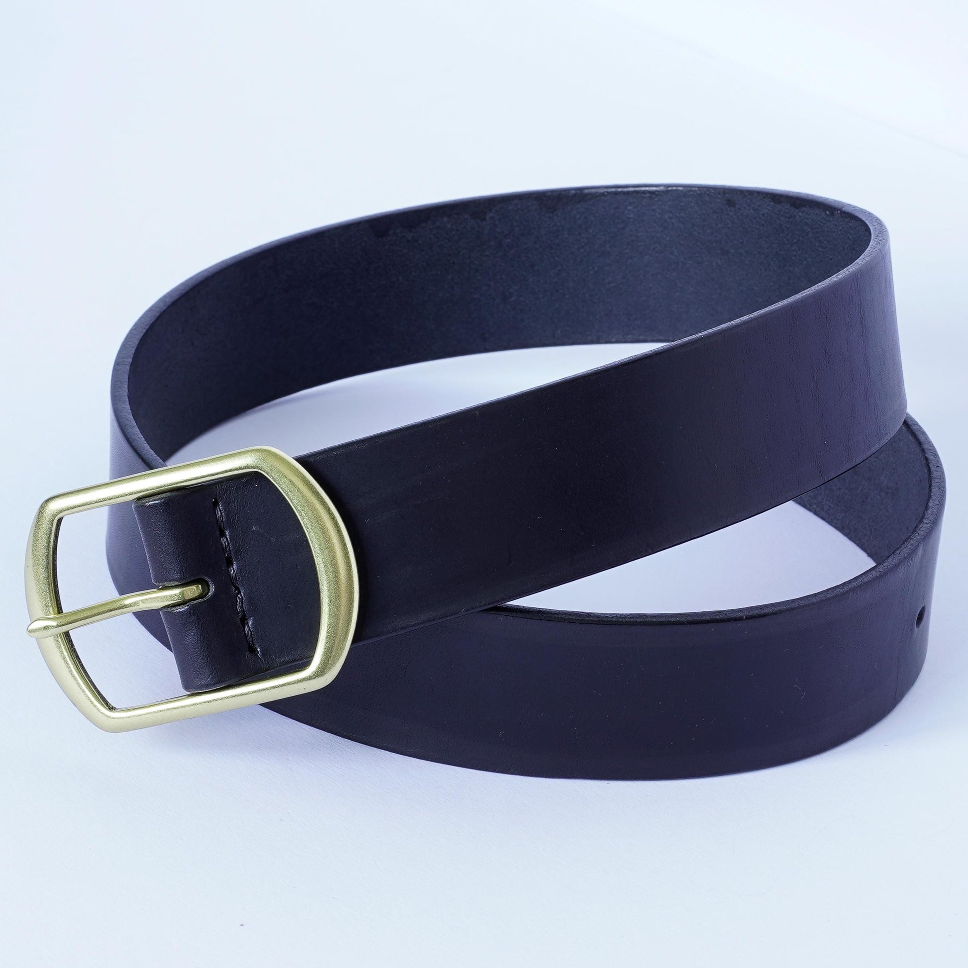 custom-made leather belt from vegetable-tanned Tuscan leather | Handcrafted Women belt | Made in Germany | Leather of Italian quality