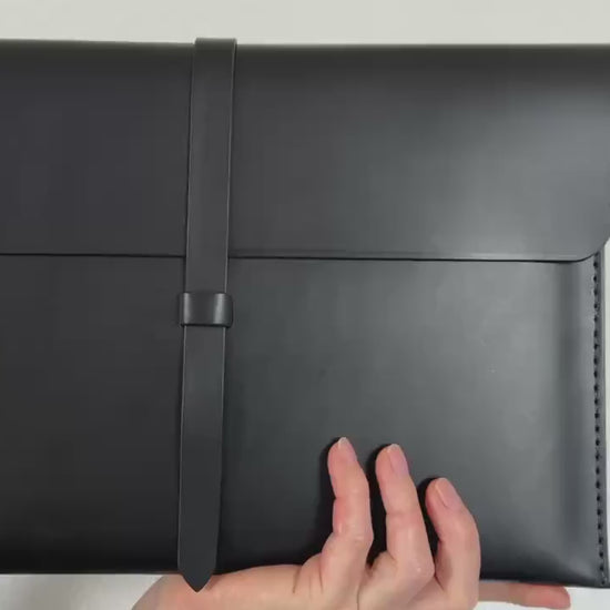 MacBook Lederhülle Notebook Hülle mit Klappe Laptop Sleeve minimalistische MacBook Hülle | 13", 14", 15", 16" Notebook 17  Schwarz