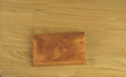 All-in-One-Lederetui: Passhülle, Feldnotizen-Cover & Brieftasche | Handmade Geschenkidee für den Sohn