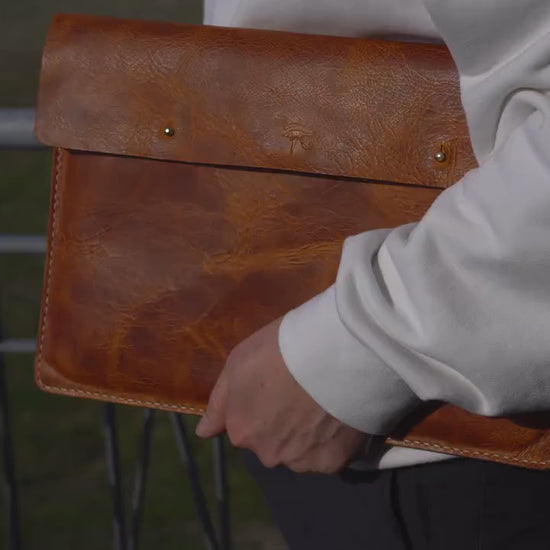 MacBook sleeve | leather MacBook sleeve | MacBook sleeve | minimalist MacBook sleeve | 13", 14", 15", 16"